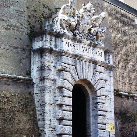 Roman Vatican Apartment Freewifi المظهر الخارجي الصورة