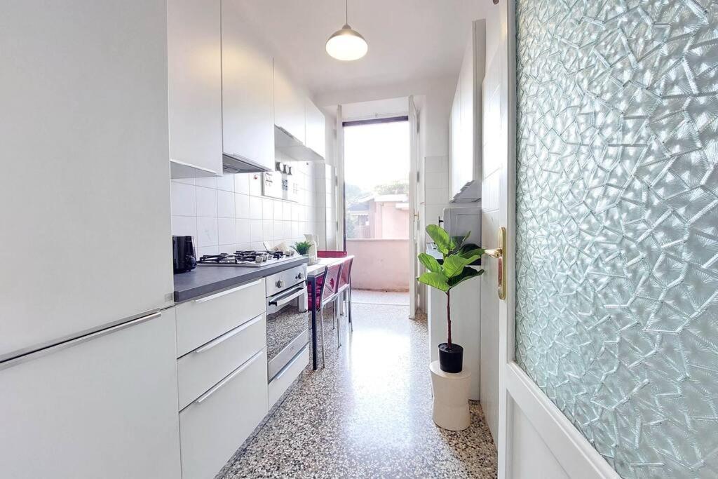 Roman Vatican Apartment Freewifi المظهر الخارجي الصورة