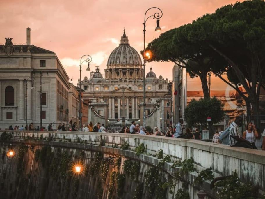 Roman Vatican Apartment Freewifi المظهر الخارجي الصورة